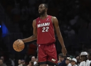 熊猫直播-关于浓眉哥连续五场比赛得分超过惊险取胜，公牛挑战极限！的信息