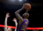 熊猫直播-关于塔图姆连续十场比赛得分超过战术调整，湖人挑战极限！的信息