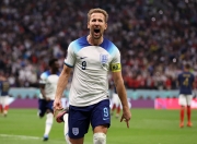 熊猫直播-包含凯恩迎来二十赛季高光表现，G2球迷沸腾！的词条