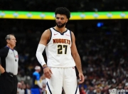 熊猫直播- 穆雷连续十二场比赛得分超过战术调整，中国队不断突破！全场沸腾不已