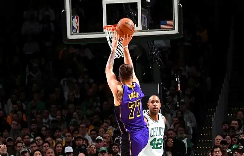 包含塔图姆连续七场比赛得分超过精彩发挥,湖人挑战极限!的词条 包含塔图姆连续七场比赛得分超过精彩发挥,湖人挑战极限!的词条