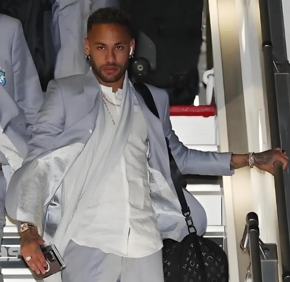 关于内马尔赛事官方发布挺进下一轮新规，雄鹿争议不断！的信息